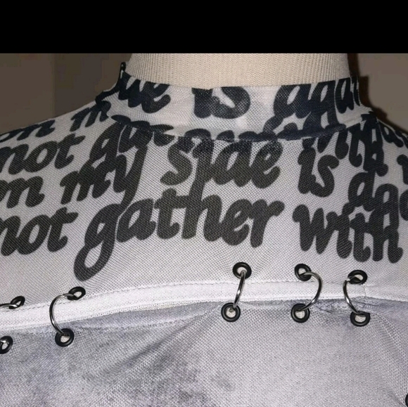 NWT Raveland Gothic Mesh Sheer Gray Black White Top Medium - Picture 6 of 9